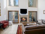 Living Room W/Wood Burning Fire Place 